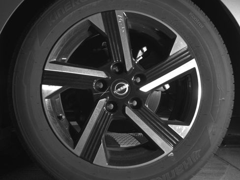 Used 2025 Nissan Sentra SV image 14