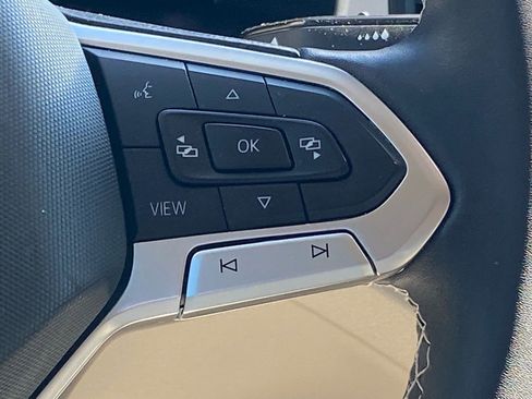 Used 2023 Volkswagen Atlas SE image 6