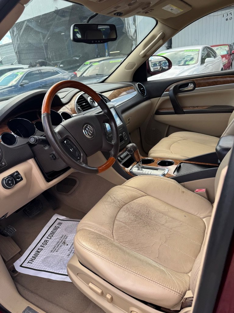 Used 2011 Buick Enclave CXL FWD image 8