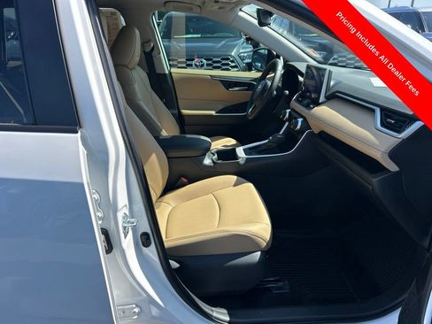 Used 2025 Toyota RAV4 XLE Premium FWD image 22
