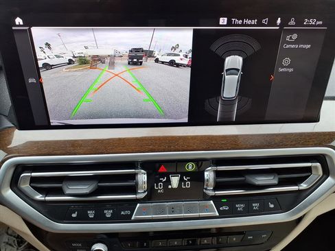 Used 2022 BMW X3 xDrive30i w/ Convenience Package image 13