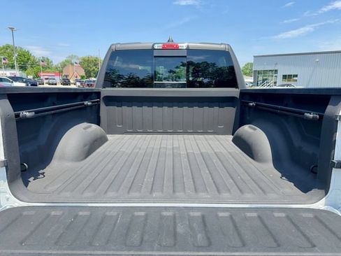 Used 2023 RAM 1500 Big Horn AWD/4WD image 6