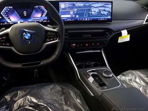 Used 2025 BMW 230i xDrive 230i xDrive w/ Premium Package image 14