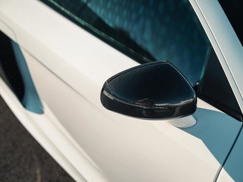 Used 2010 Audi R8 V10 image 25