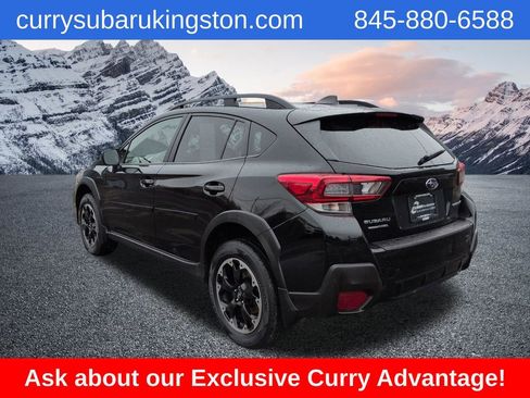 Used 2021 Subaru Crosstrek 2.0i Premium image 7