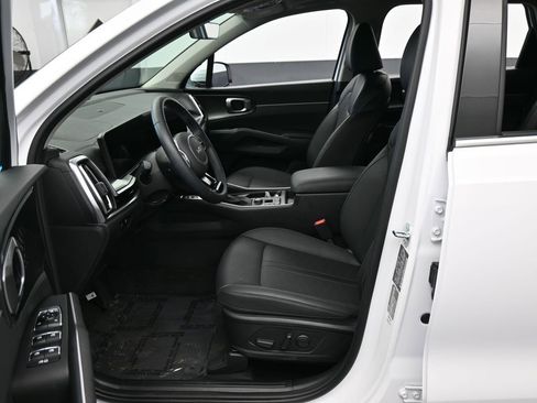 New 2025 Kia Sorento EX w/ Panoramic Sunroof Package image 11