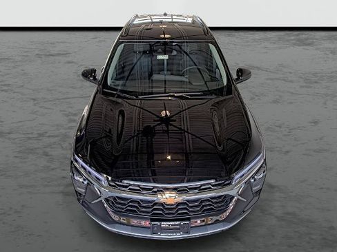 New 2026 Chevrolet Trax LT w/ Driver Confidence Package FWD image 6