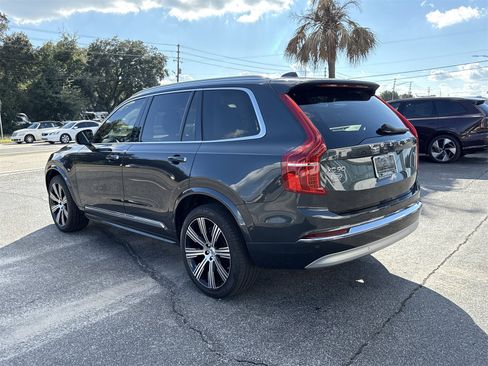 Used 2022 Volvo XC90 T6 Inscription w/ Advanced Package image 3