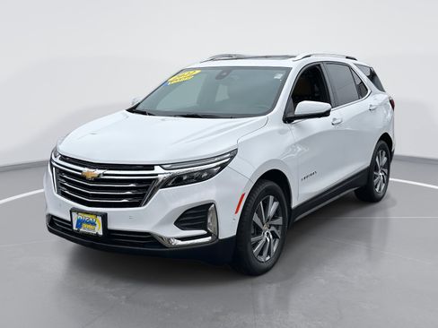 Used 2022 Chevrolet Equinox Premier image 3