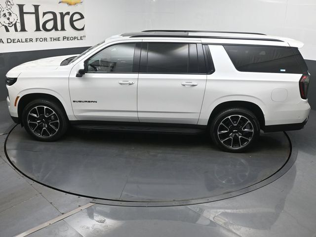 Used 2025 Chevrolet Suburban RST w/ Comfort Package AWD/4WD image 48