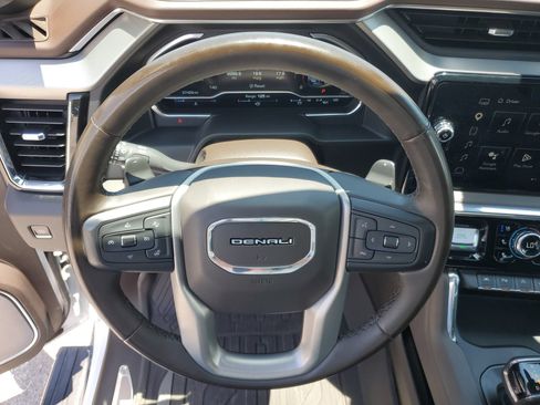 Used 2023 GMC Sierra 1500 Denali w/ Denali Reserve Package AWD/4WD image 25