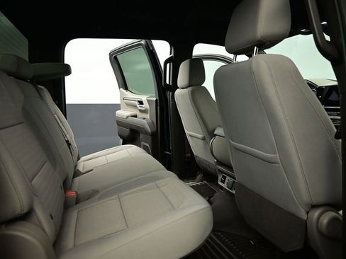 Used 2024 Chevrolet Silverado 1500 LT image 27