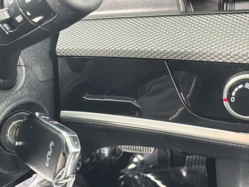 Used 2023 Kia Sportage LX image 23