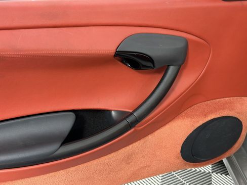 Used 1997 Porsche Boxster RWD image 22