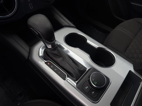 Used 2022 Chevrolet Blazer LT FWD image 18