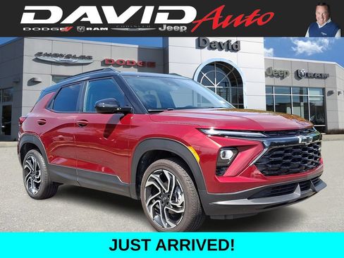 Used 2025 Chevrolet TrailBlazer RS w/ Convenience Package AWD/4WD image 1