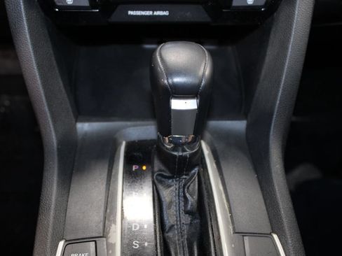 Used 2016 Honda Civic Touring image 38