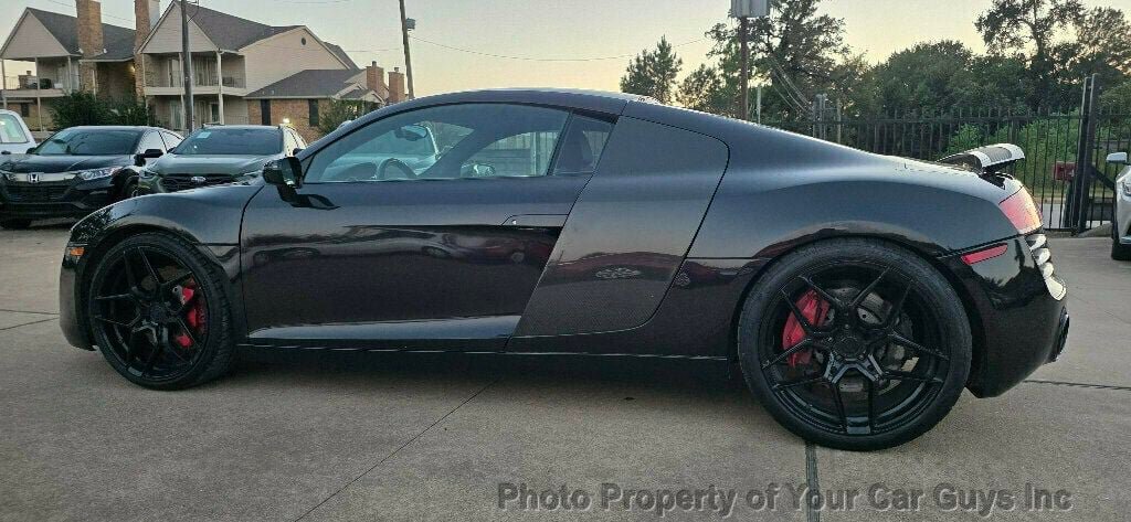 Used 2015 Audi R8 V8 w/ Extended Leather Package AWD/4WD image 22