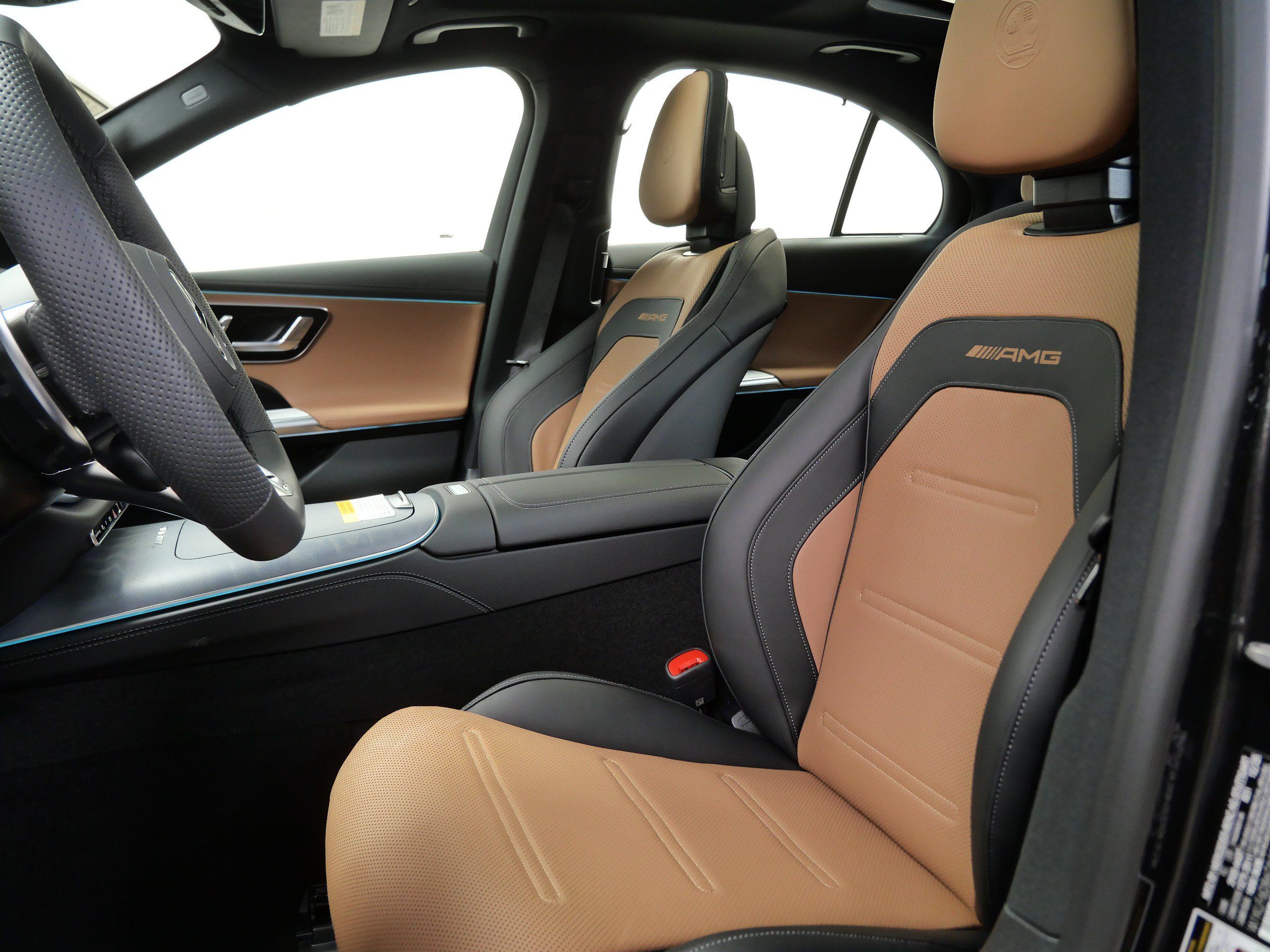New 2026 Mercedes-Benz E 53 AMG e 4MATIC Sedan image 11