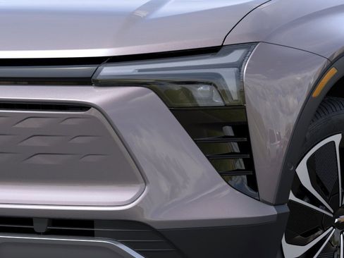 New 2024 Chevrolet Blazer EV LT image 10