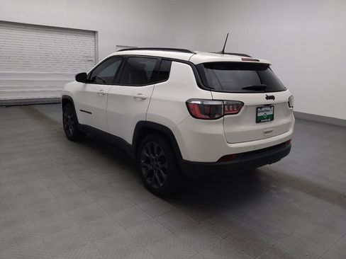 Used 2021 Jeep Compass Latitude w/ Driver Assistance Group FWD image 3