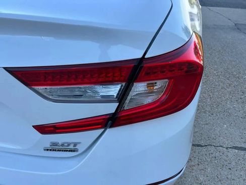 Used 2019 Honda Accord Touring image 36
