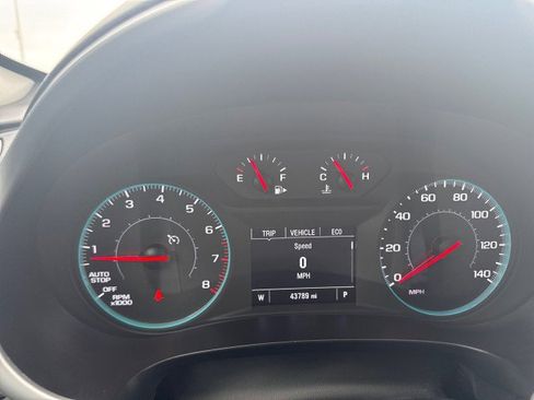 Used 2025 Chevrolet Malibu LT image 5