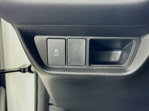 New 2026 Honda HR-V LX image 10