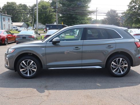 Used 2024 Audi Q5 2.0T Premium Plus w/ Premium Plus Package AWD/4WD image 9