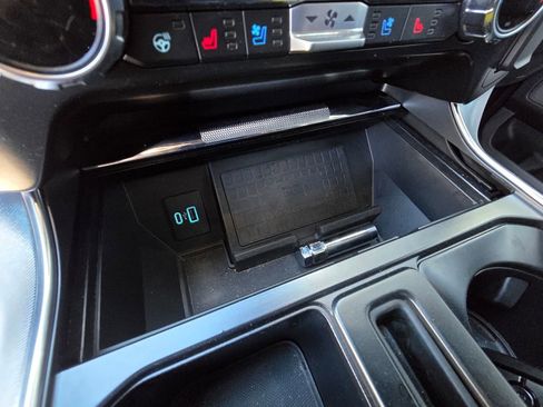 Used 2022 Ford F150 Raptor w/ Equipment Group 801A High image 12