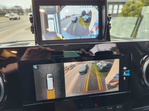 Used 2021 Mercedes-Benz Sprinter 3500 image 44