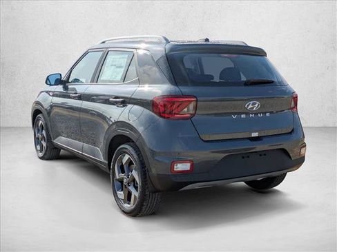 New 2026 Hyundai Venue SEL image 7