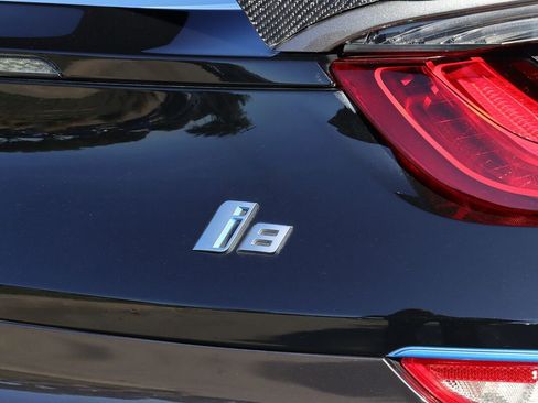 Used 2019 BMW i8 Roadster image 75