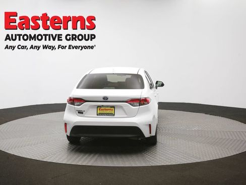 Used 2024 Toyota Corolla LE w/ LE Convenience Package FWD image 36