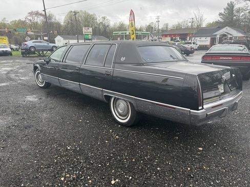 Used 1994 Cadillac Fleetwood Brougham image 6