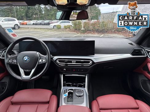Used 2023 BMW i4 eDrive35 image 14