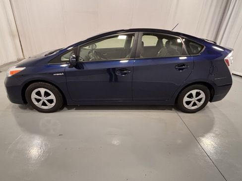 Used 2015 Toyota Prius One image 9