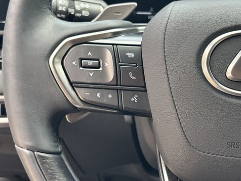 Used 2025 Lexus RX 350h w/ Accessory Package AWD/4WD image 19
