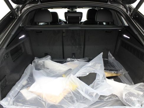 New 2026 Audi Q8 Premium Plus image 30