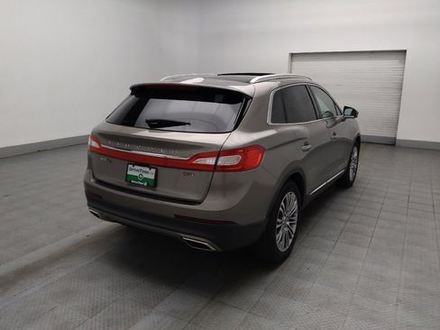 Used 2017 Lincoln MKX Reserve w/ Driver Assistance Package image 9