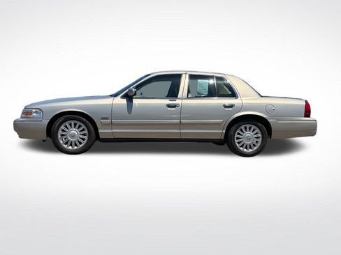 Used 2009 Mercury Grand Marquis LS RWD image 6