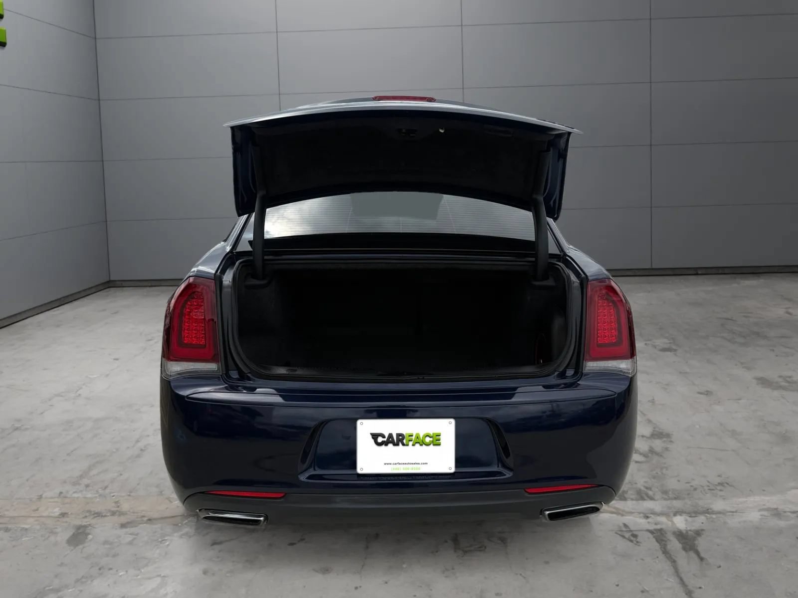 Used 2016 Chrysler 300 S RWD image 9