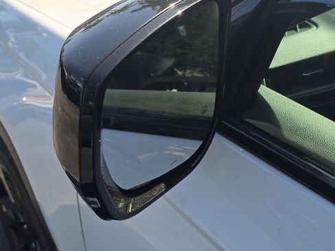 Used 2024 Jeep Grand Cherokee L Altitude image 9