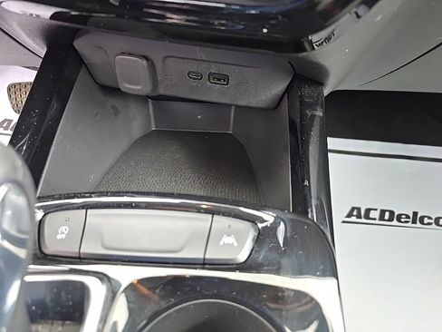 Used 2024 Chevrolet Trax LT w/ Driver Confidence Package image 22