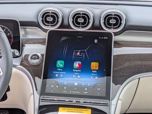 New 2026 Mercedes-Benz GLC 300 image 30