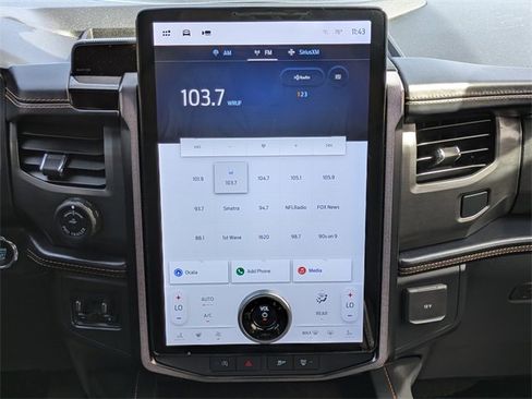 Certified 2022 Ford Expedition Platinum image 17