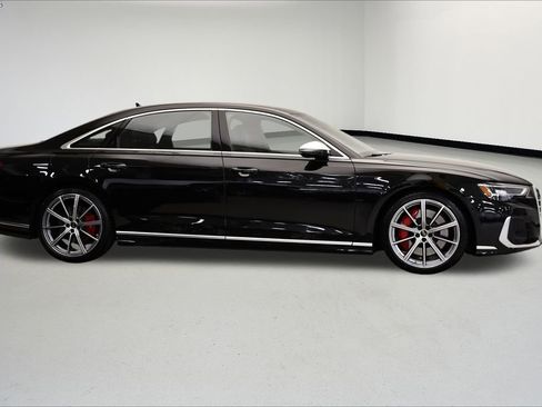 New 2025 Audi S8 image 6