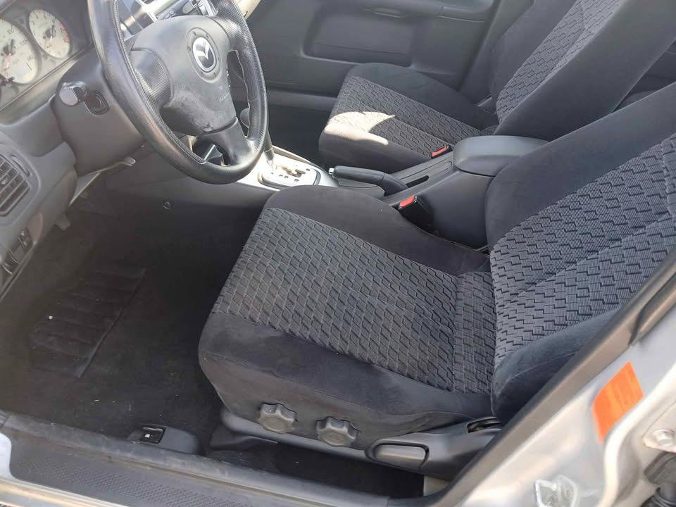 Used 2003 MAZDA Protege FWD image 12