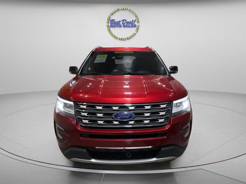 Used 2016 Ford Explorer XLT w/ Equipment Group 202A AWD/4WD image 7