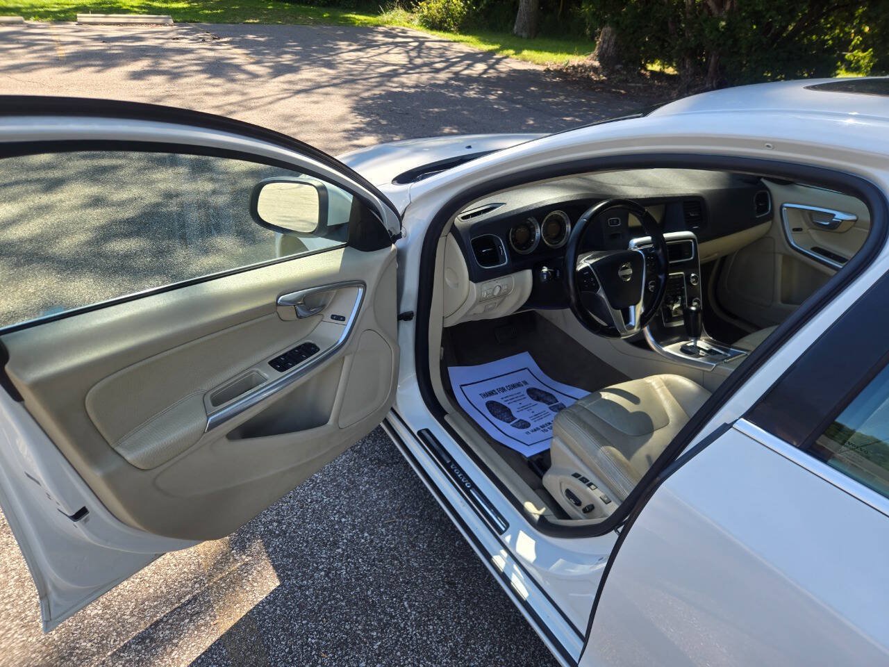 Used 2012 Volvo S60 T5 w/ Climate Pkg FWD image 17
